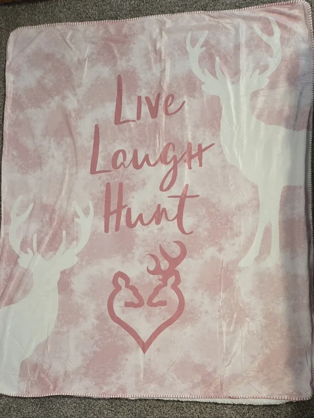 Browning - Live Laugh Hunt Pink Deer Sherpa Blanket - 50